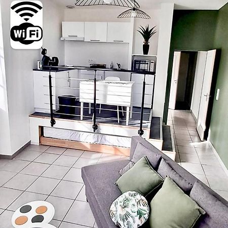 Appartement Studio Dole Grevy Deux Etoiles Exterior foto