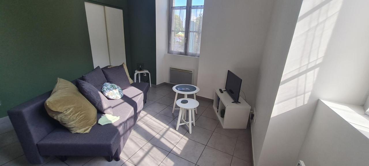 Appartement Studio Dole Grevy Deux Etoiles Exterior foto